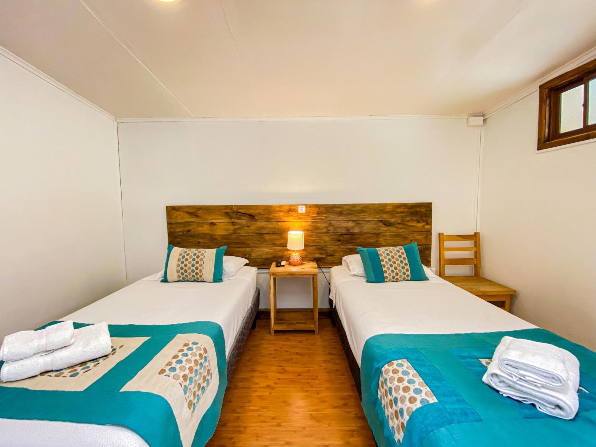 Hostal Reymer Patagonia Пуэрто-Наталес Экстерьер фото