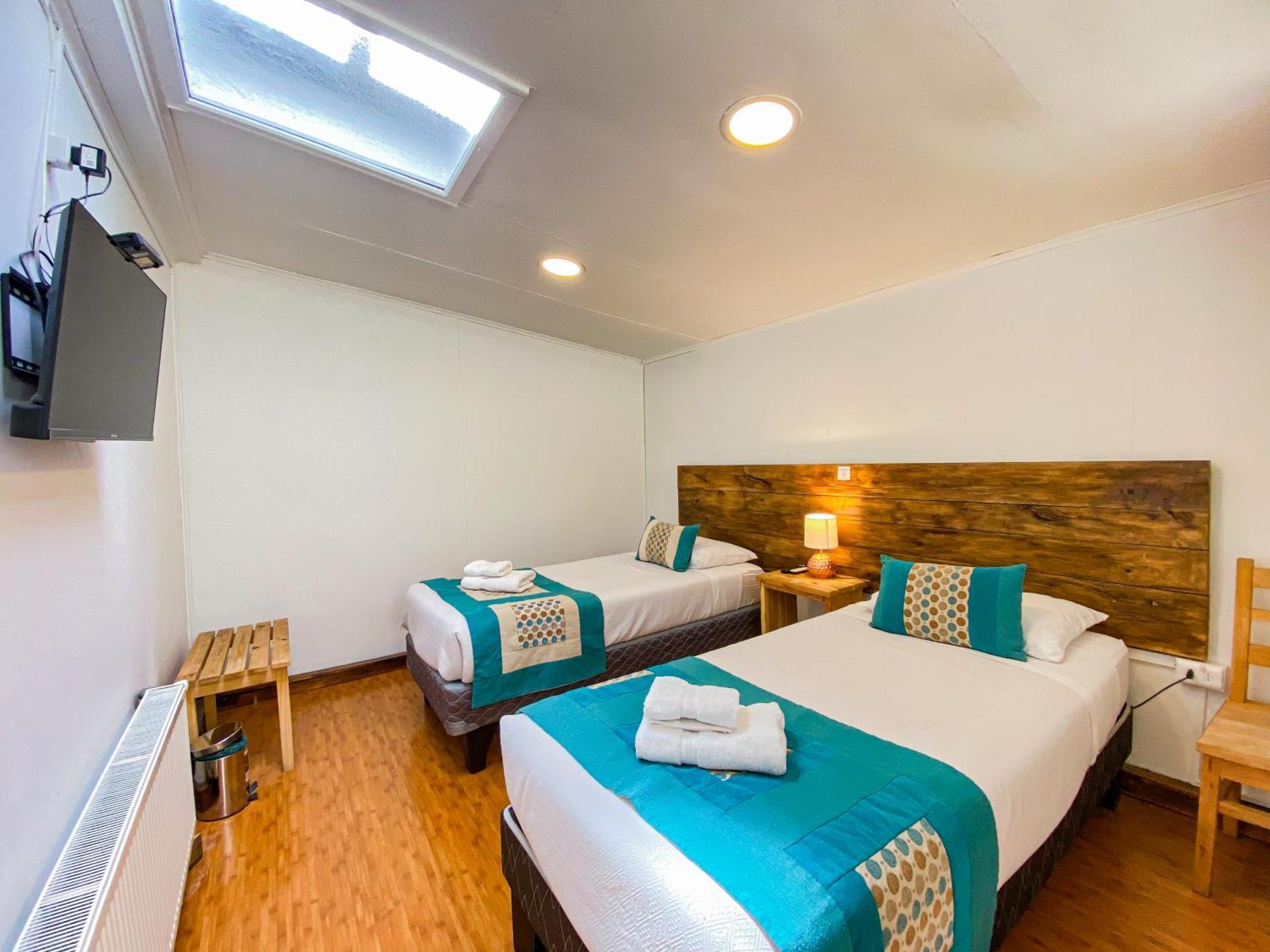 Hostal Reymer Patagonia Пуэрто-Наталес Экстерьер фото