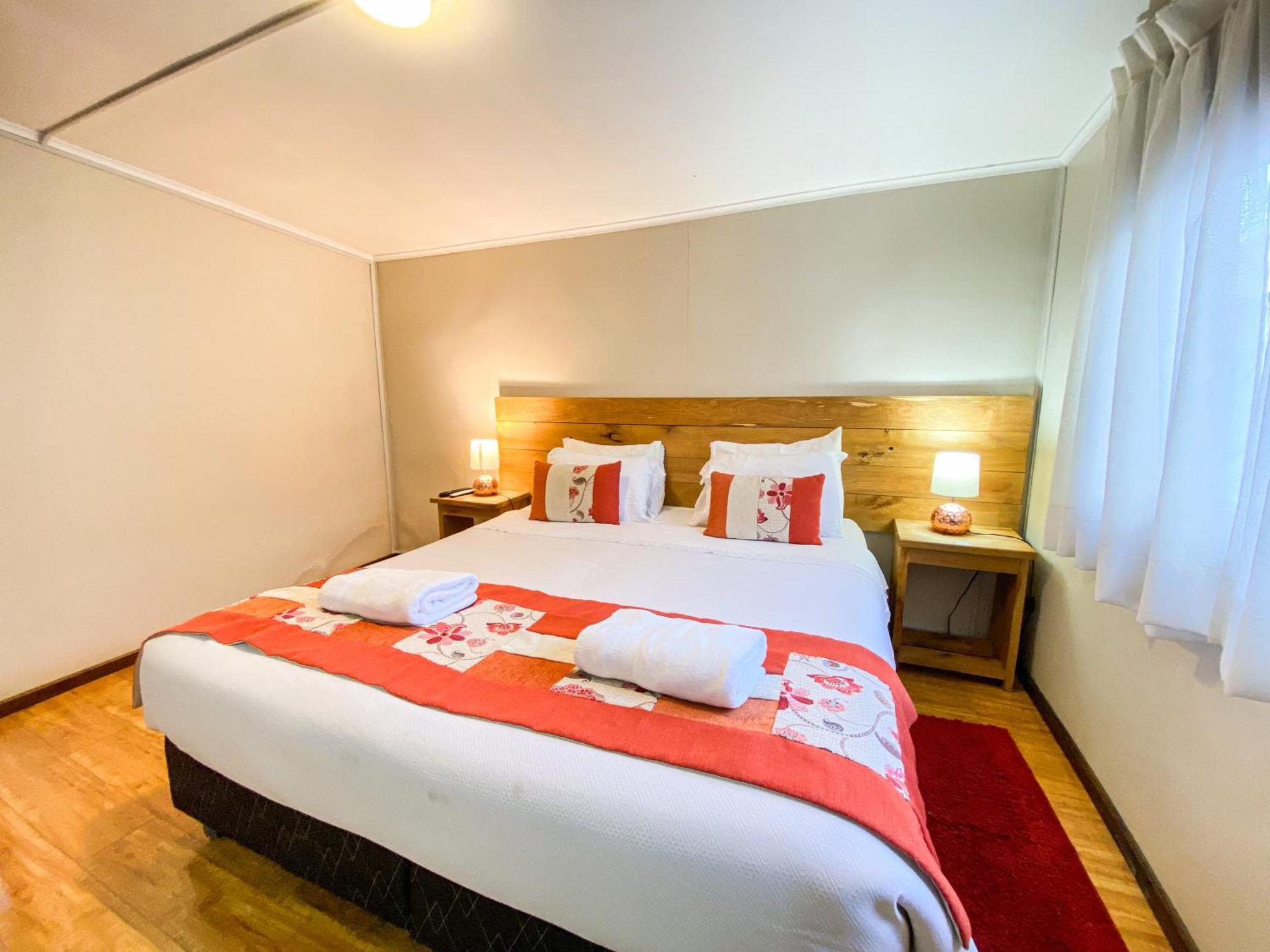 Hostal Reymer Patagonia Пуэрто-Наталес Экстерьер фото