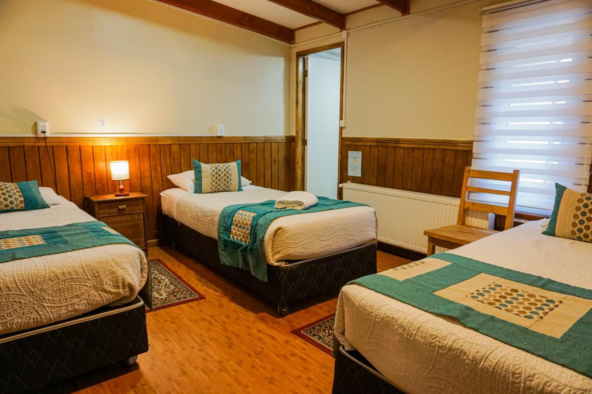 Hostal Reymer Patagonia Пуэрто-Наталес Экстерьер фото