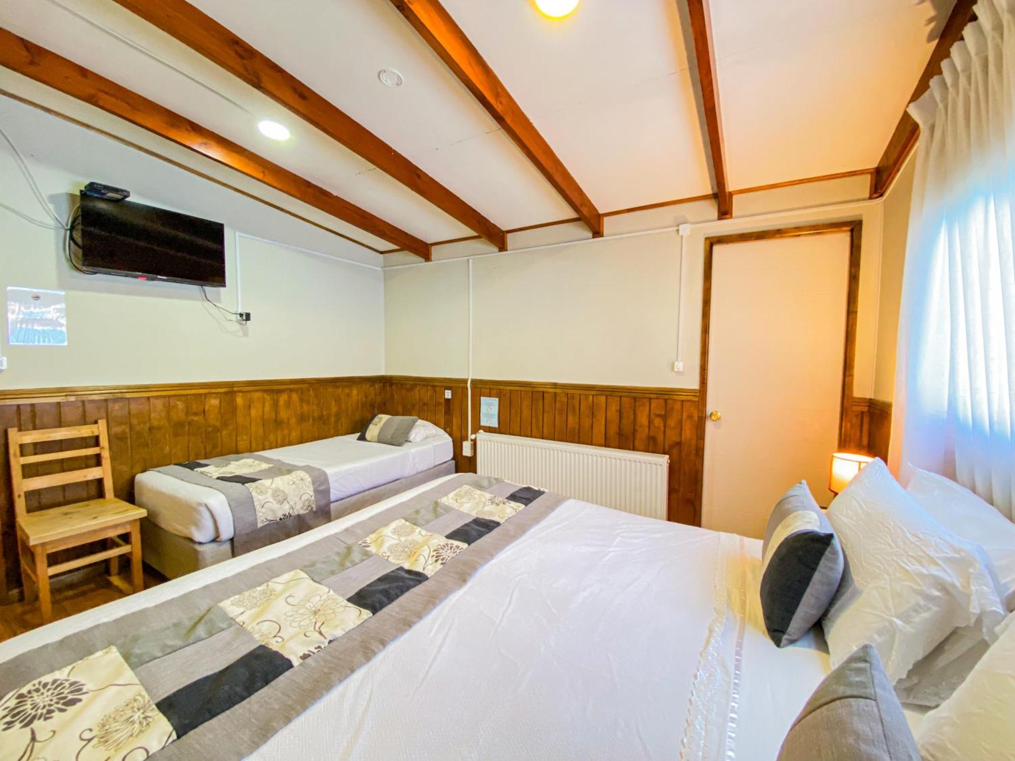 Hostal Reymer Patagonia Пуэрто-Наталес Экстерьер фото
